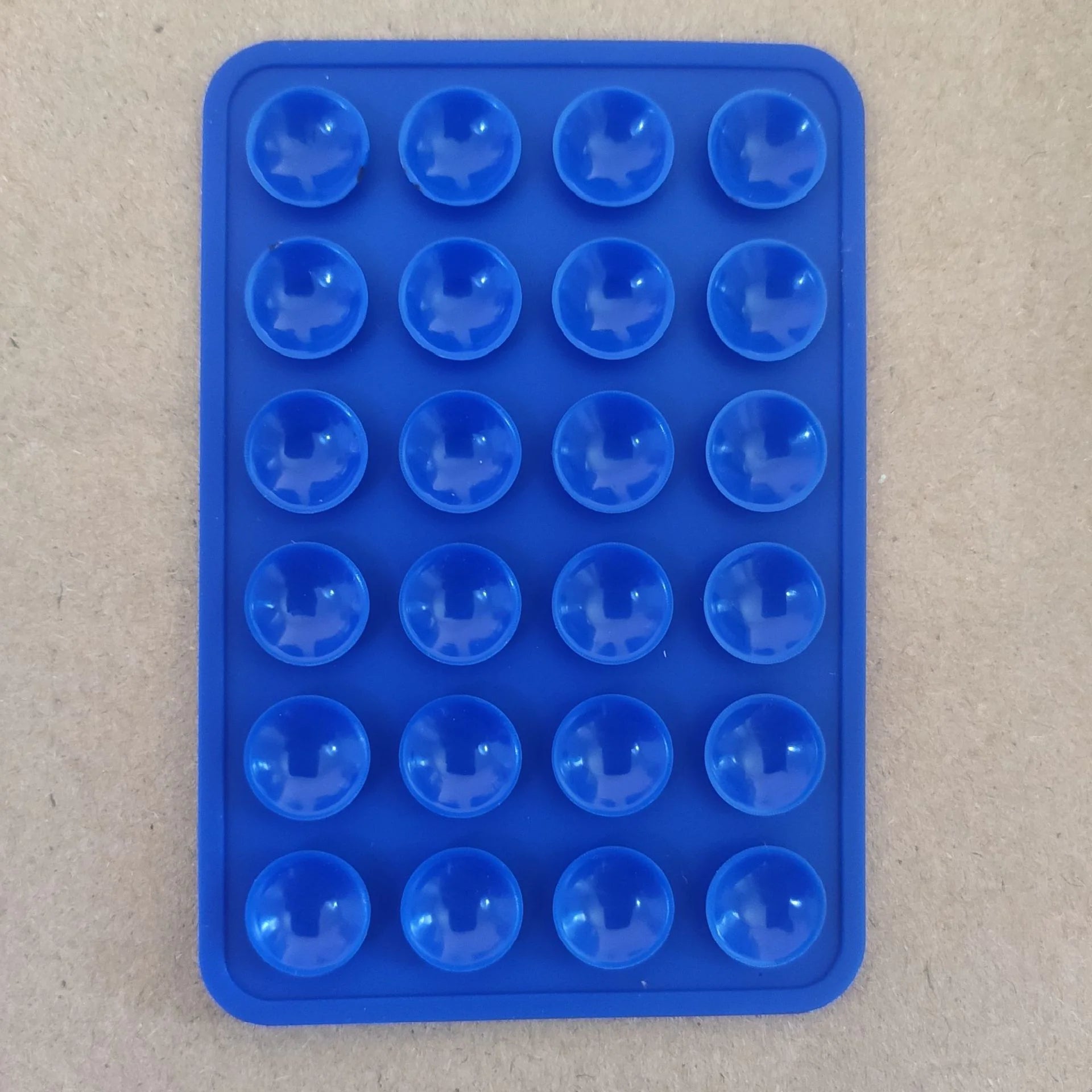 Sturdy 24-Suction Device Holder