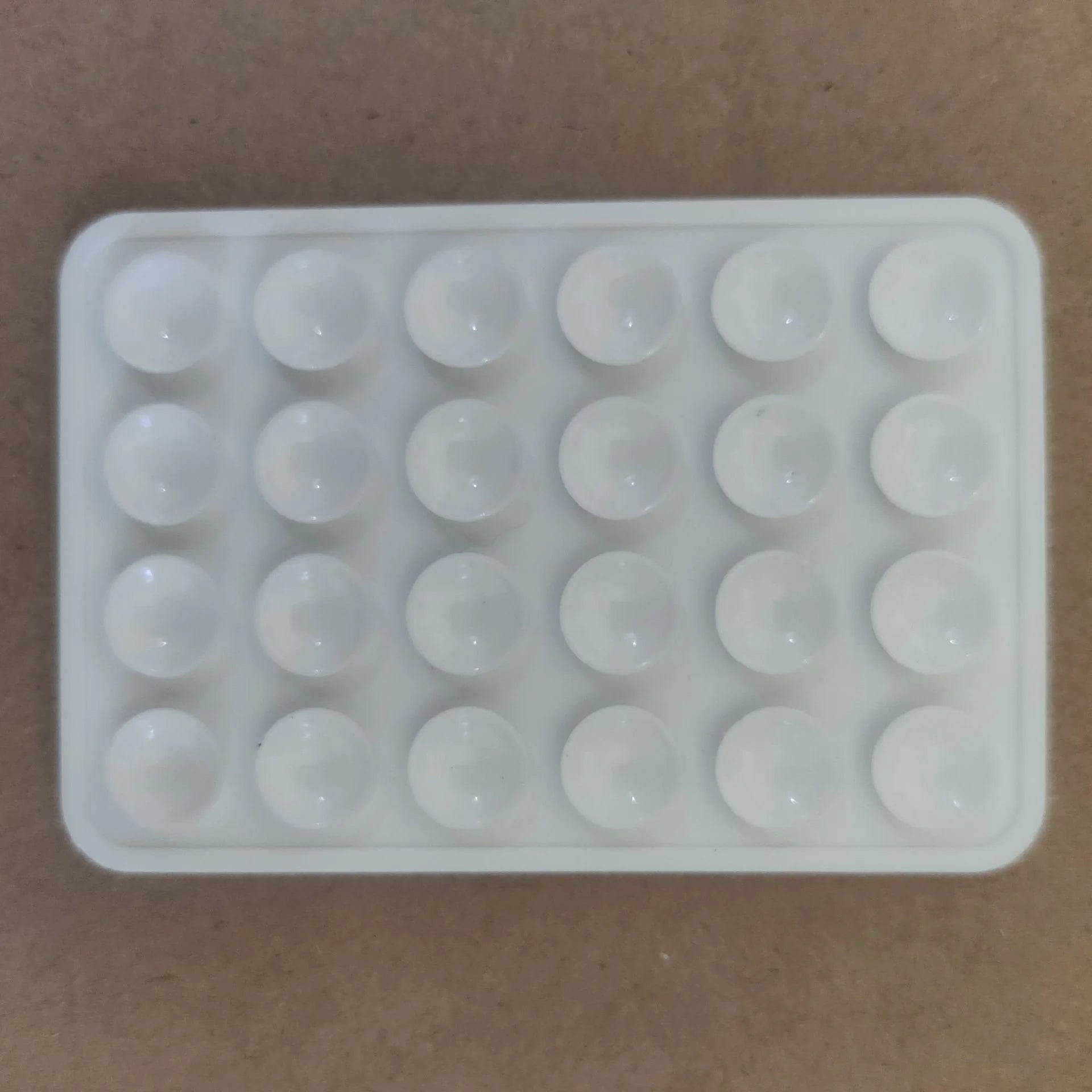 Sturdy 24-Suction Device Holder