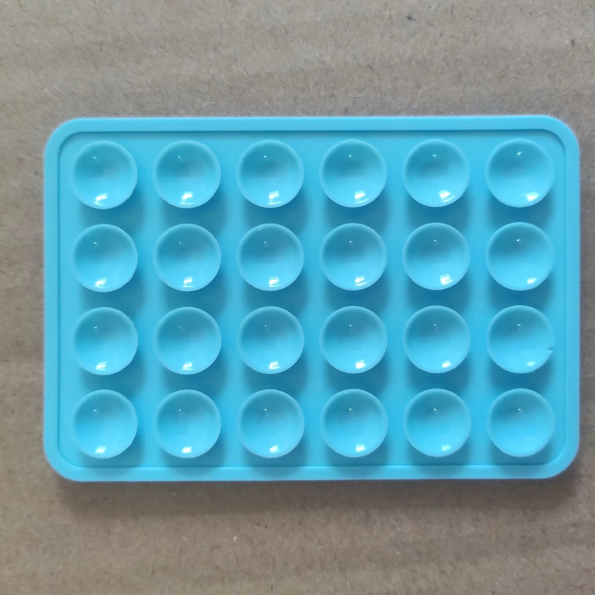 Sturdy 24-Suction Device Holder