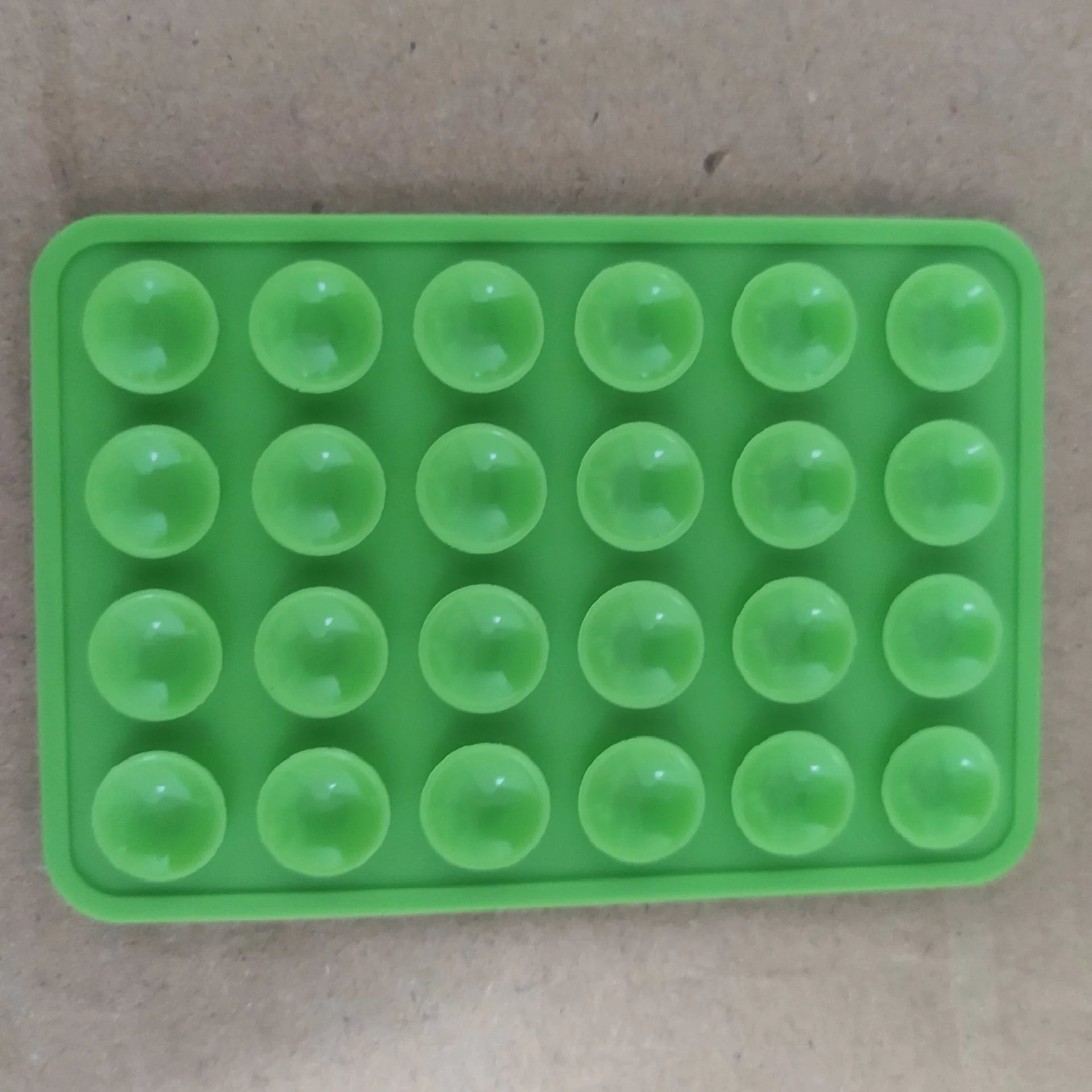 Sturdy 24-Suction Device Holder